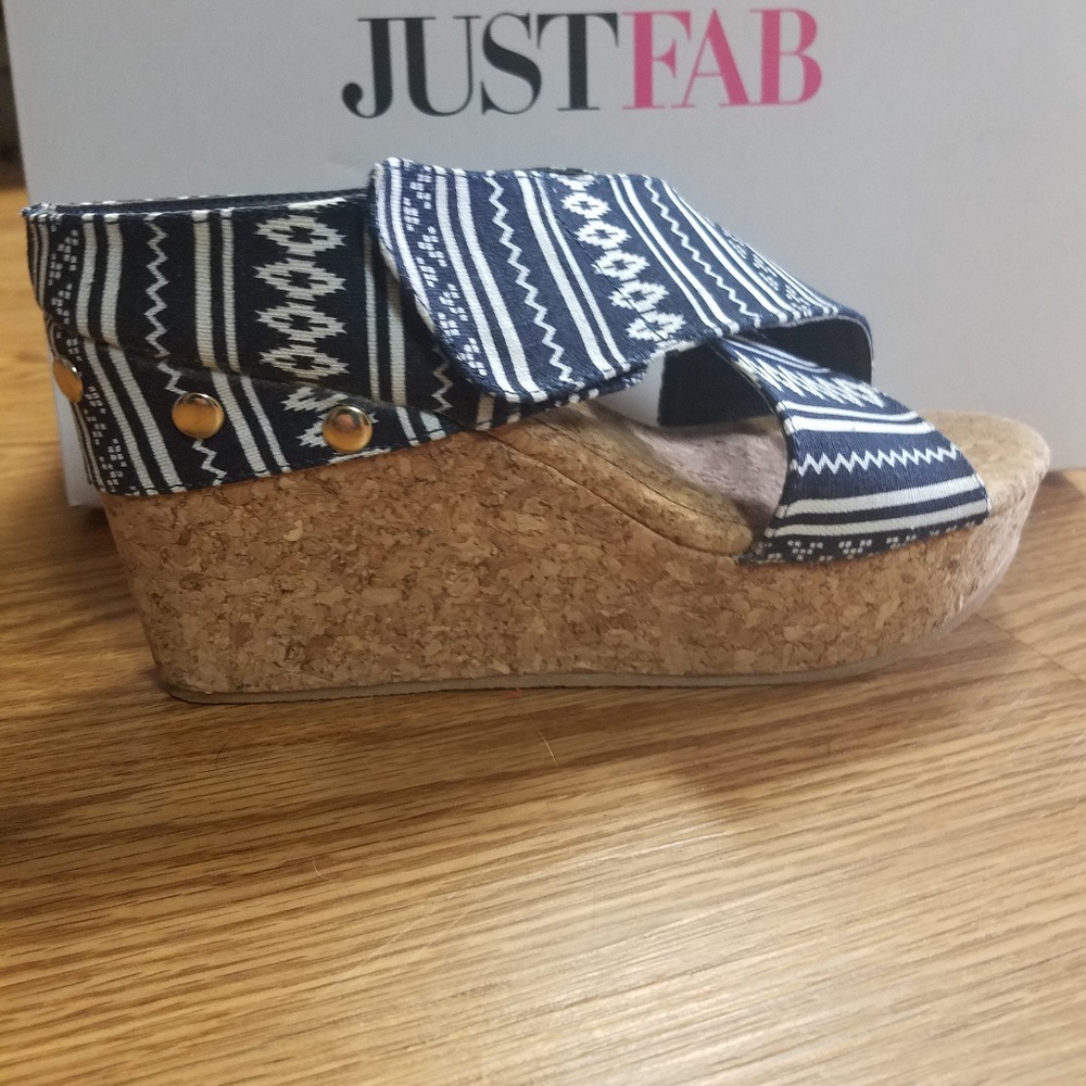 Sandals - Picture 2 of 2